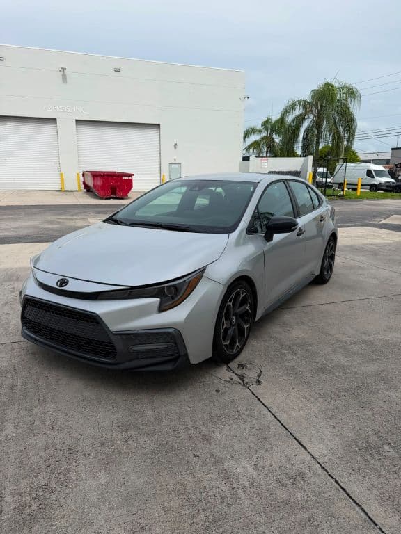 2022 Toyota Corolla SE — photo 1